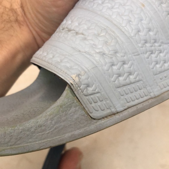Adidas Adilette pastel blue slides - Picture 12 of 15